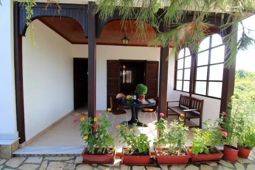 Katomeris Beach House - Image 1