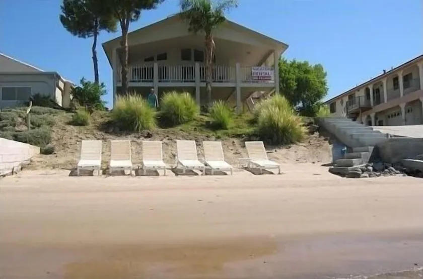 Cabral Riverfront Oasis -On the Colorado River -Private Beach & Launch Ramp - Image 1