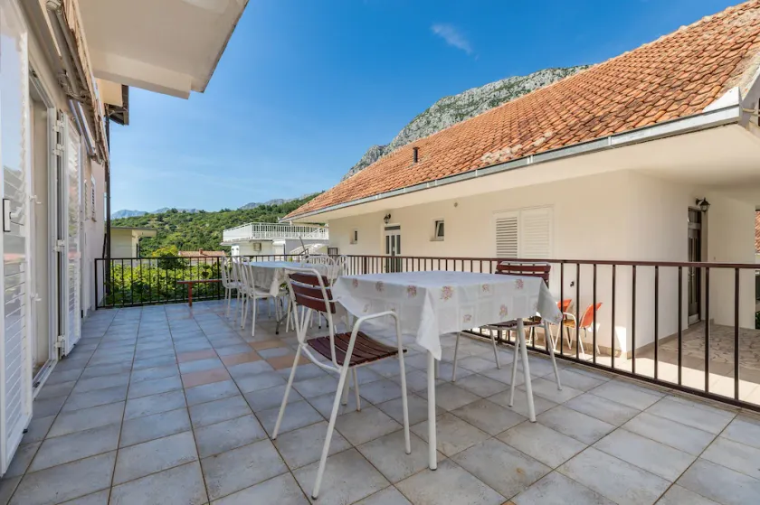 Cómodo apartamento con una terraza Podaca, Makarska (A-516-a) - Image 1