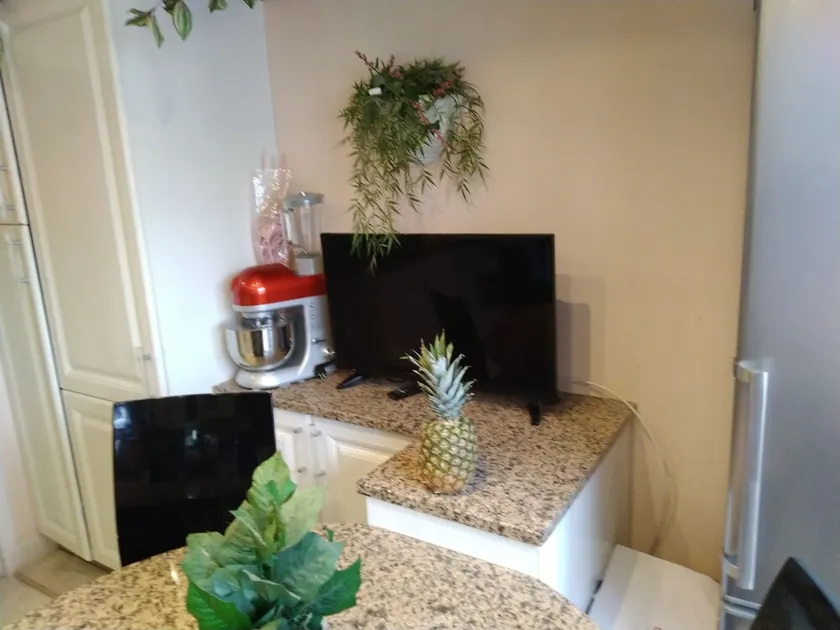 ETAGE dans maison  Paradis. - Image 1