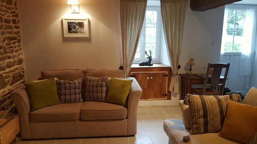 \"Le Cerisier\" Holiday Cottages, Champsecret - Image 1