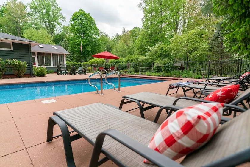 Summer 26 Open! Pool, Hot Tub, HUGE Game Room, short walk to Beach! - Image 1