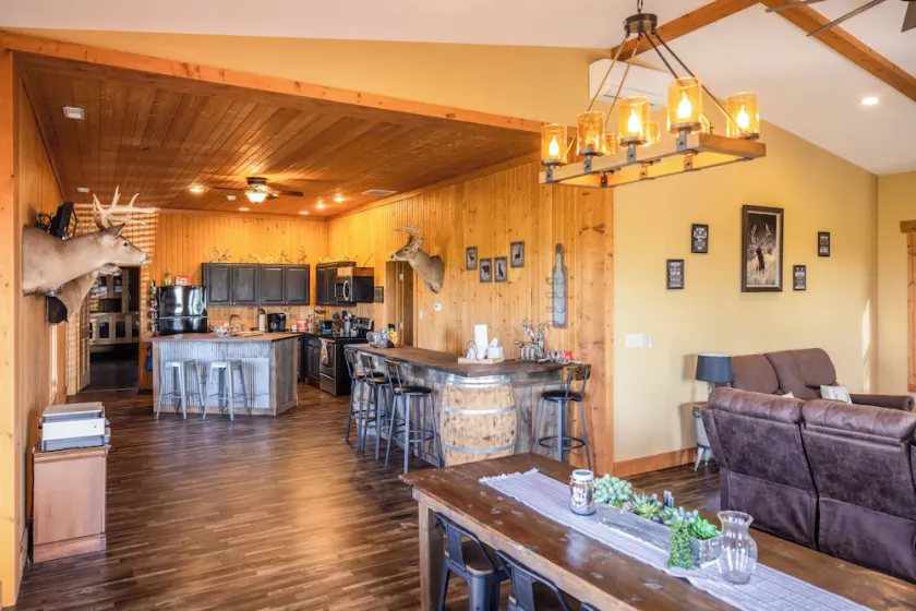 Tall Tine Lodge  - Image 1