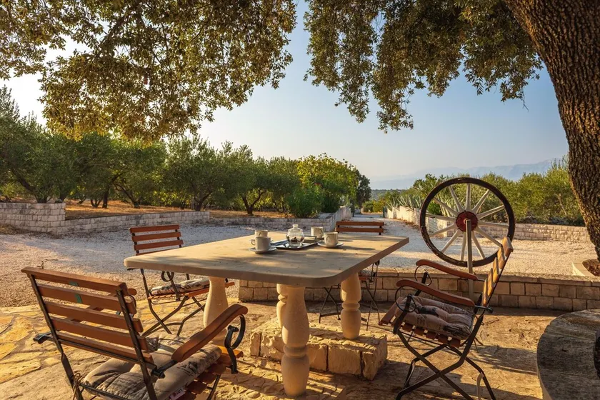 Charming Villa with Private Pool in Hvar - Image 1