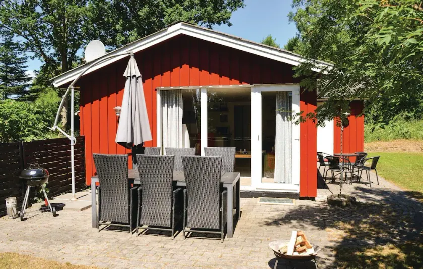 Three-Bedroom Holiday Home In Strandby - Image 1