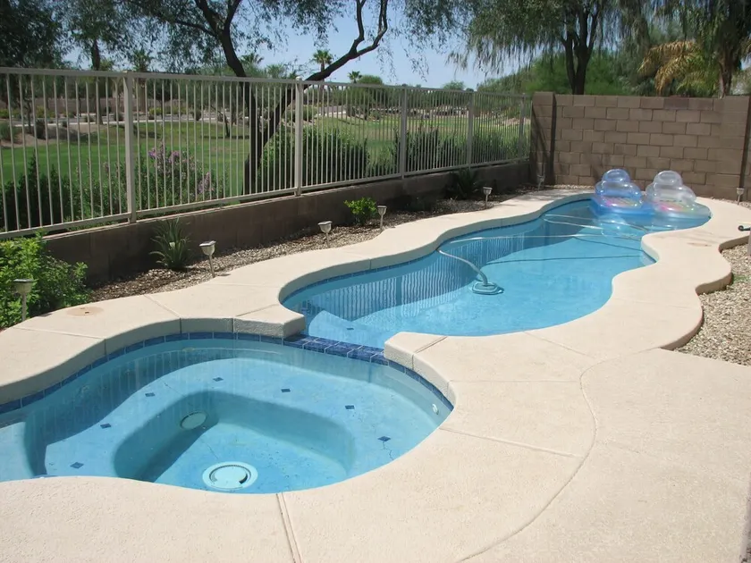 4 Chambre / 3 Bath avec piscine chauffée / spa à quelques minutes de The Goodyear Ballpark - Image 1