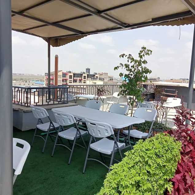 PRIDE LUXURIOUS AIRPORT APARTMENTs - Image 1