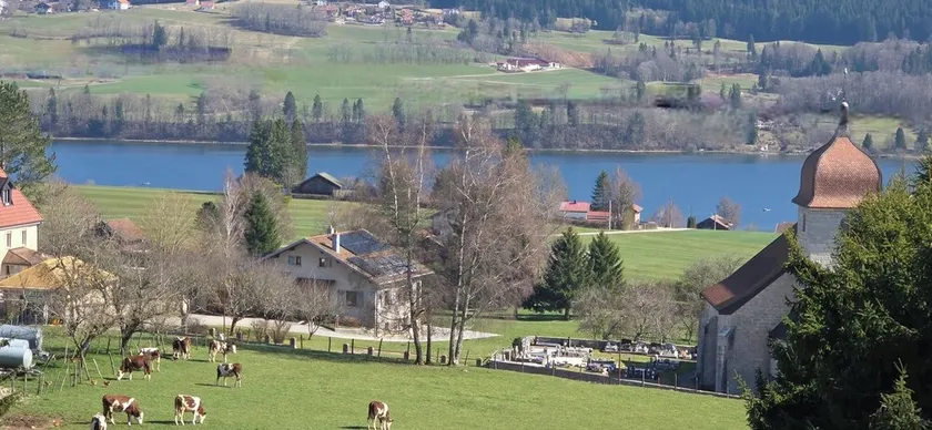 Gite til Lac de Saint-Point (Gite de France etiket) - Image 1