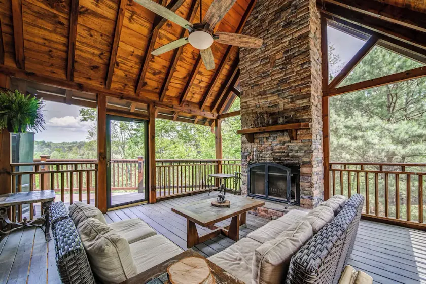 Four Bear Hideaway Coosawattee River Resort! - Image 1