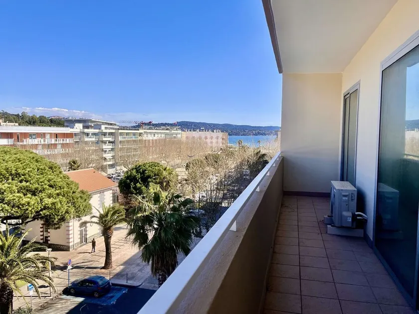 Cavalaire : Appartement 2 Pièces, à 300m Plage, Clim, Balcon - Image 1