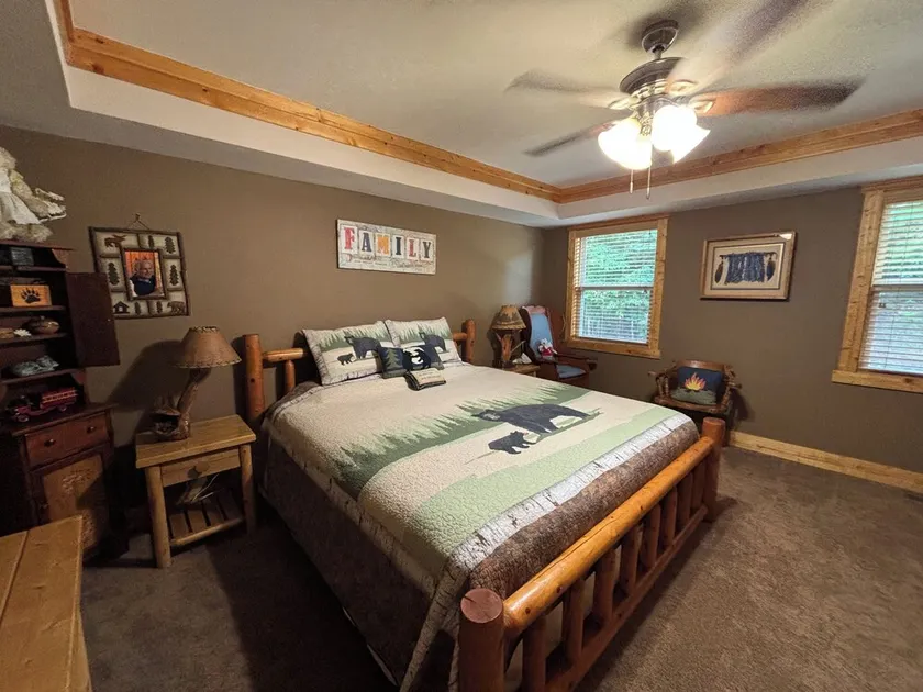 Smokies View - private chalet with mountain views - Image 1