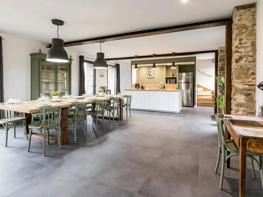 Renovated barn near Nantes with spa and garden - Image 1