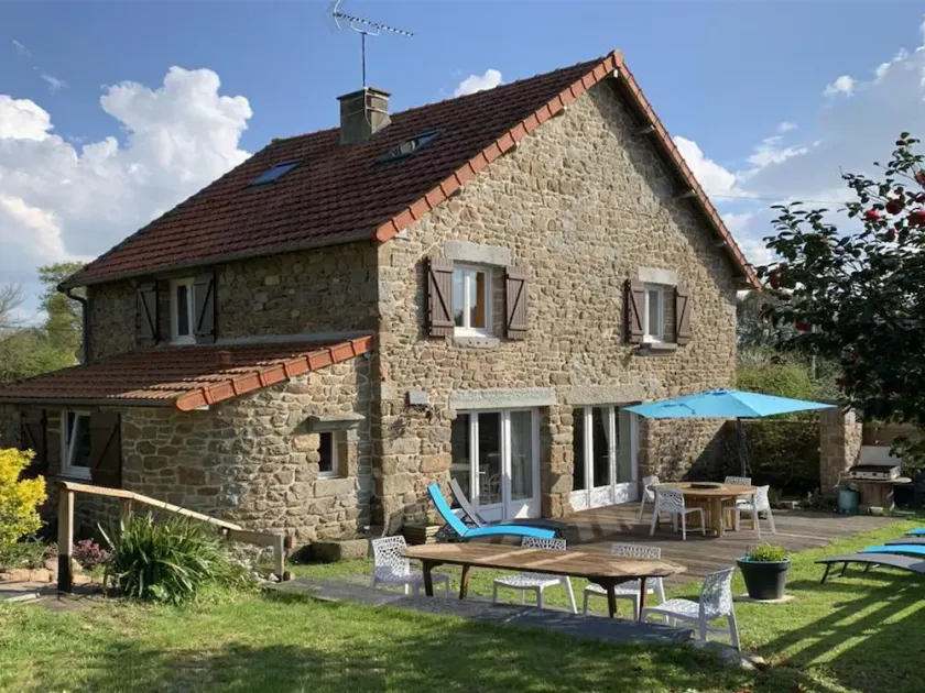 Charming house in Jullouville with private garden - Image 1