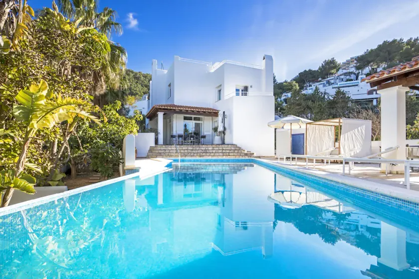 Piscine à débordement de 13m Villa d'architectes modernes - LOCATION ANNUELLE 4. 500 € p. m. - Image 1
