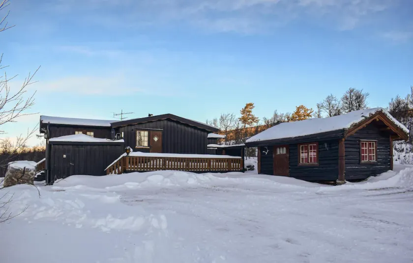Skøn bolig i Uvdal med køkken - Image 1