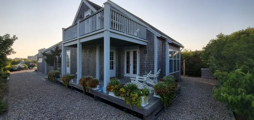 OCEAN VISNINGER !! Immaculate Quintessential Nantucket Beach Cottage-BESTIL NU !!!! - Image 1