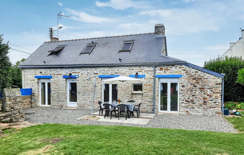 2 Bedroom Gorgeous Home In Concarneau - Image 1
