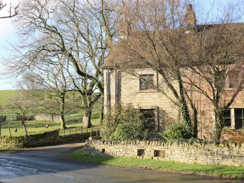 BAY HORSE COTTAGE, family friendly, with open fire in Skipton - Image 1