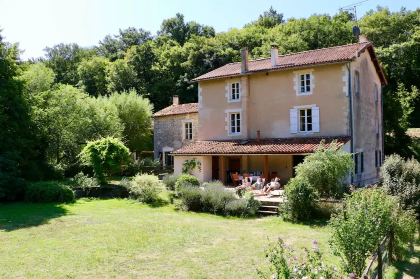 A renovated Water Mill - An easy place to lead the good life - Image 1