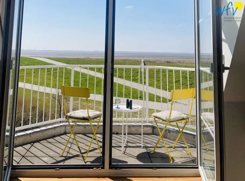Feel-good holiday with a fantastic view of the Wadden Sea! - Image 1