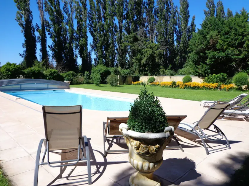 A l'étage : La Cigale 3 chambres - clim - piscine - Domaine Les Rivales Provence - Image 1