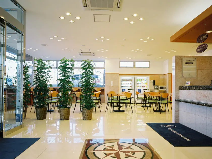 Toyoko Inn Higashi-hiroshima Saijo Ekimae - Image 1