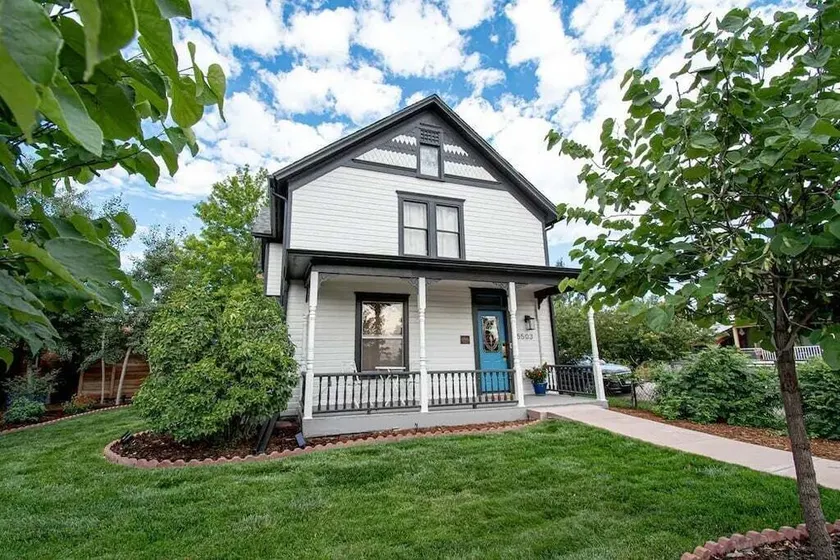 1.5 Blocks to Main St 🏡 Littleton Luxury 🌻Garden 🐶Pets - Image 1