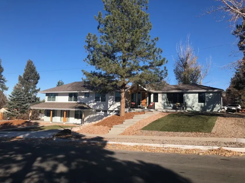 Contemporary, comfortable and charming - just 3 blocks to Downtown Castle Rock - Image 1