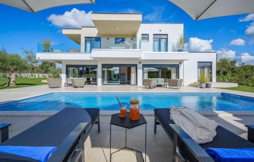 Stunning home in Jehnici - Image 1