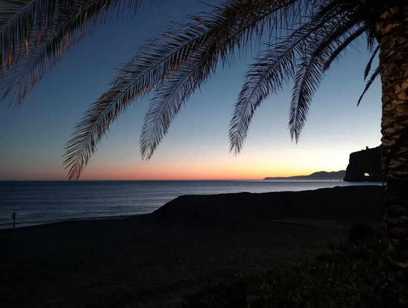 Apartment with sea view, 5 minutes from the beach - Image 1
