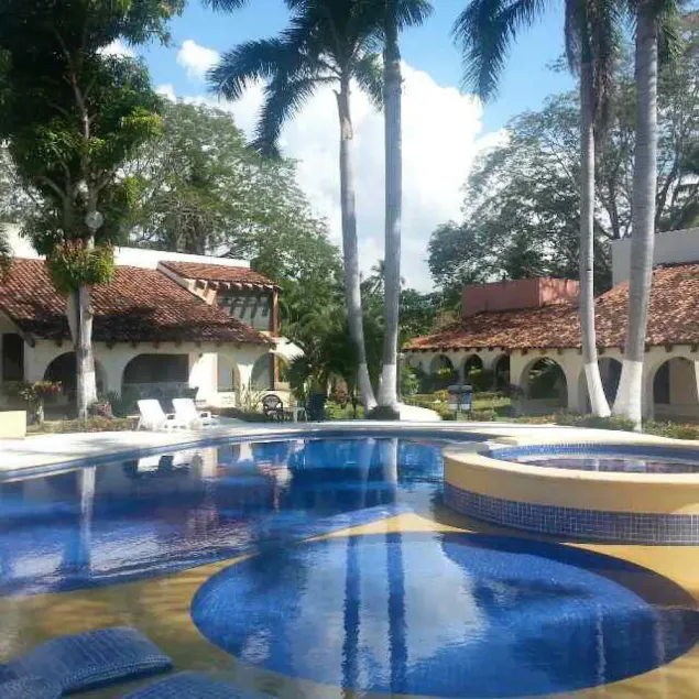 Comfortable And Quiet Vacation Home - Image 1