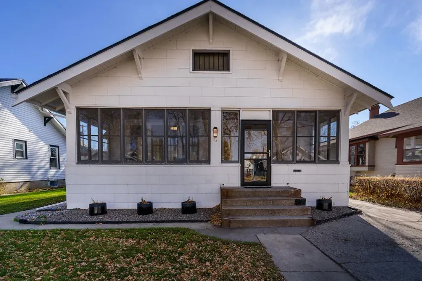 Historic District! Walk to the Heart of Downtown! - Image 1