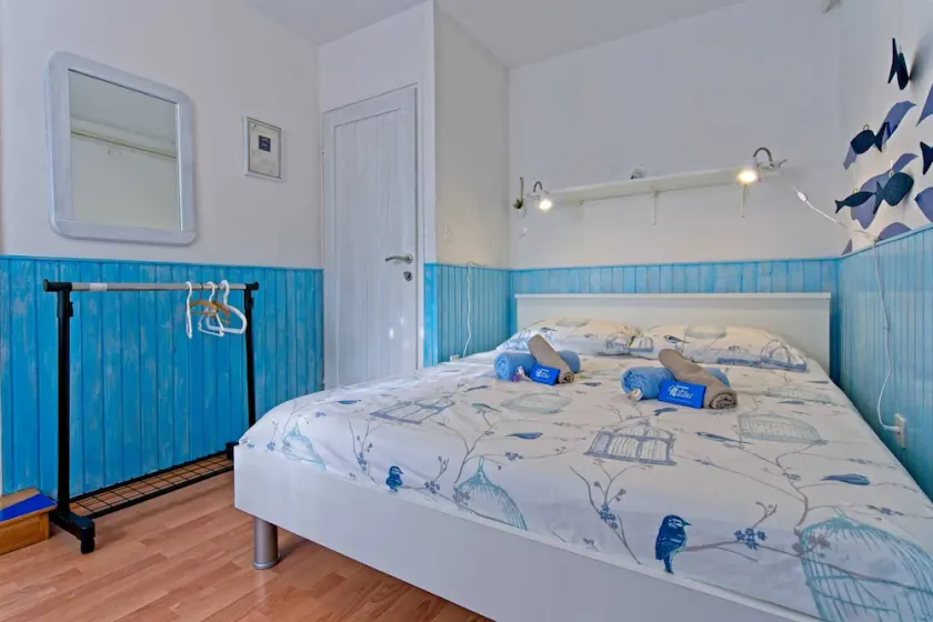 Budget double room close to National Park & lakes - Image 1