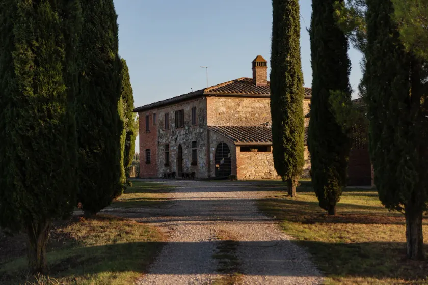 Beautiful farmhouse nestled in very sweet hills just a few minutes from Siena - Image 1