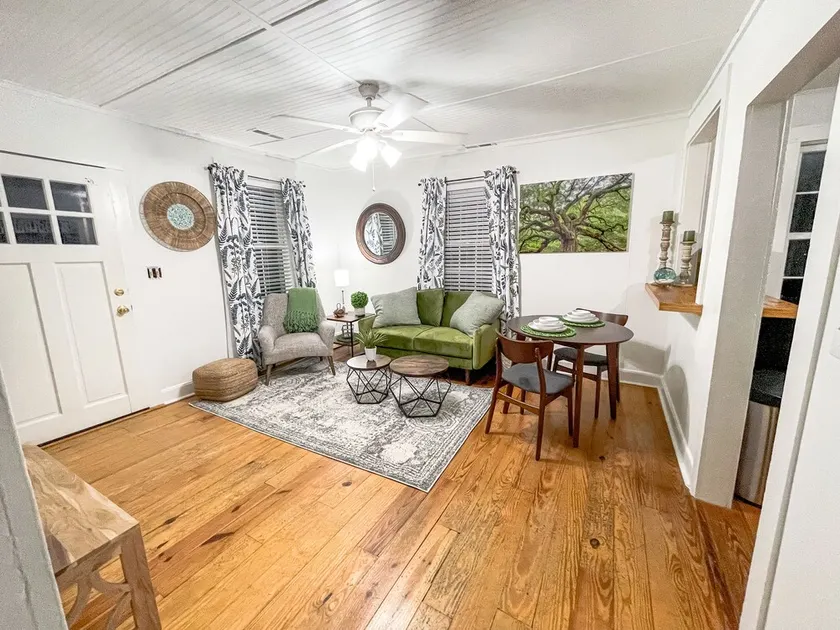 Cheerful tiny home by the Bay - Image 1