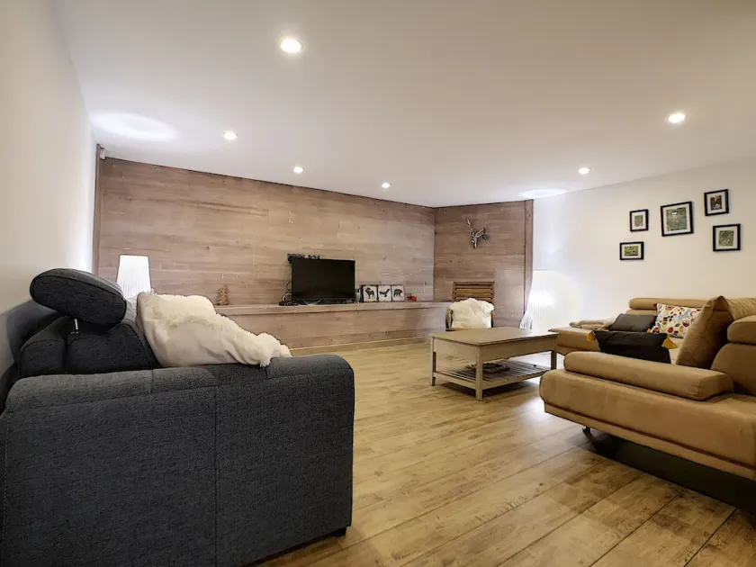 VAUJANYLOCATIONS - Chalet Opaline - Image 1