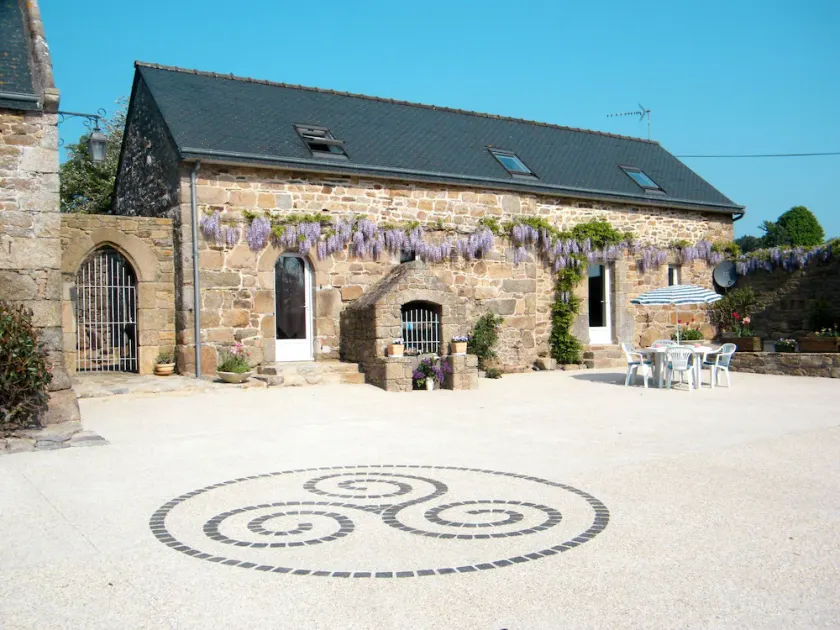 Holiday Home Gîte Triskell by Interhome - Image 1