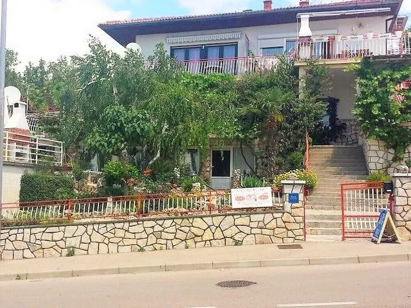 Apartments Tatjana, (15271), Novi Vinodolski, hr - Image 1