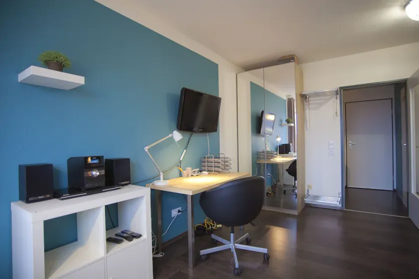 Schiller Quartier 06 Appartamento \"porta in legno piccolo\" - Image 1