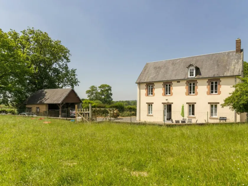 Stuga Saint-Martin-de-Cenilly, 3 sovrum, 6 personer - Image 1
