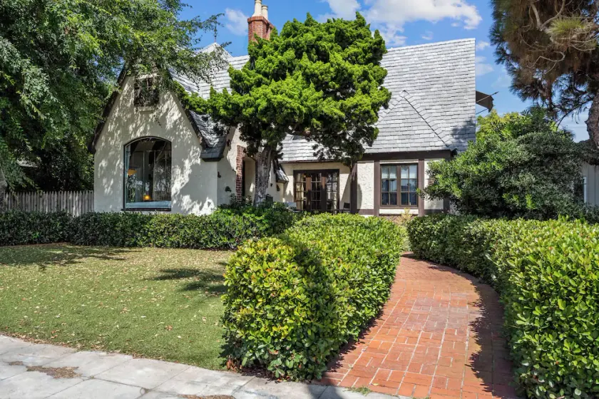 Storybook Beach House 2 blocks from the Beach or Mission Bay with Pool & Hot tub - Image 1