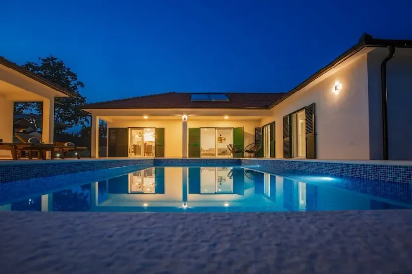 luxury villa Dubravka - suitable for disabled - Image 1