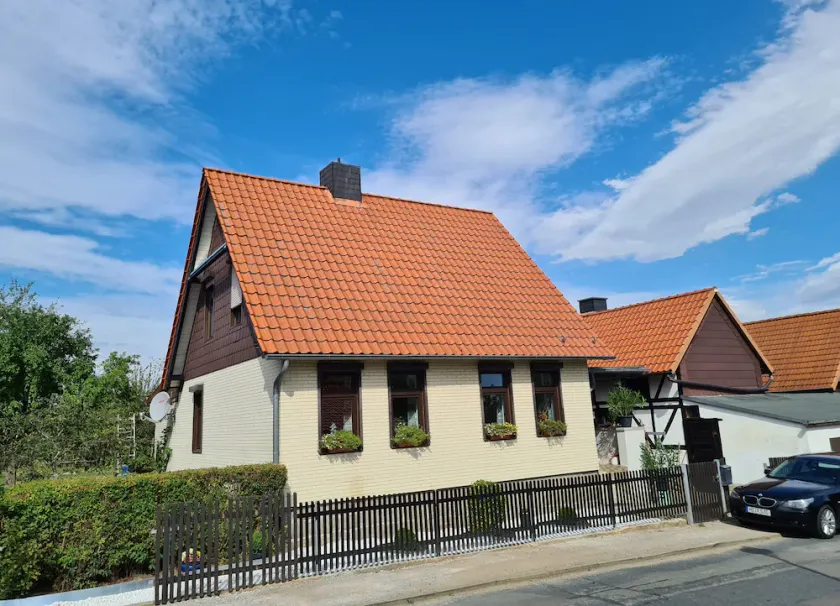 Newly renovated vacation home with large garden and terrace - Image 1