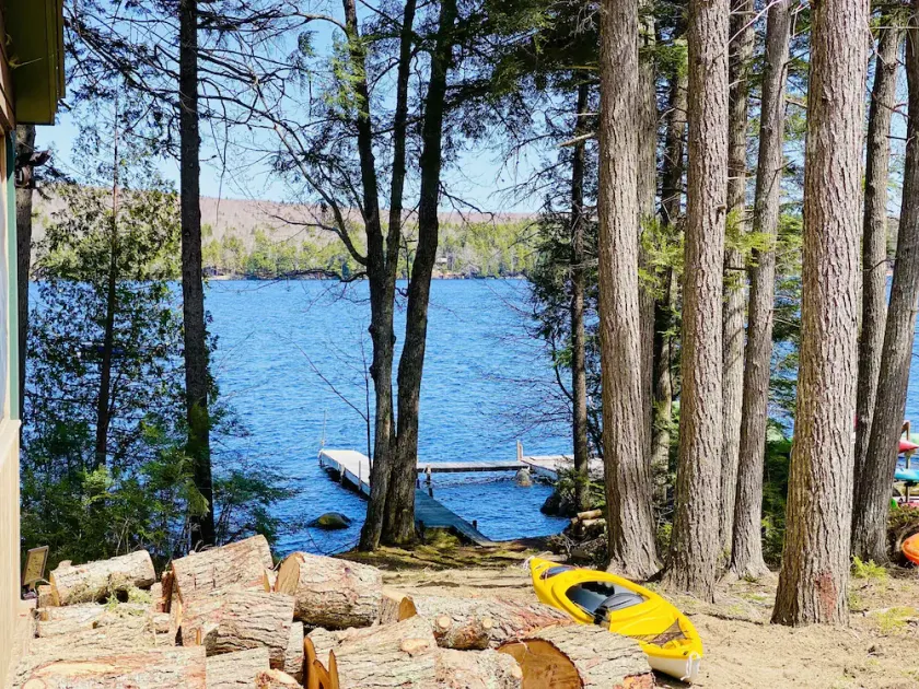 Cozy, lake view cottage in Ellsworth, Maine! - Image 1
