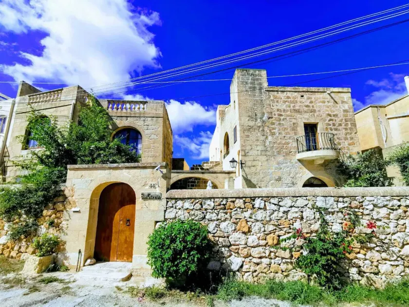 Romantique villa pour 9 personnes avec piscine et vue sur la mer - Image 1