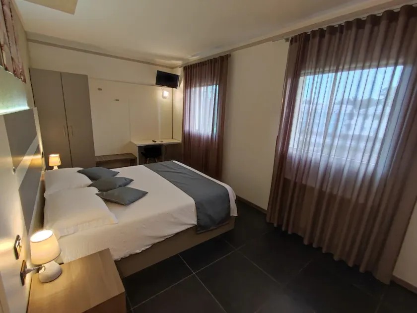 Therra Lodge - Image 1
