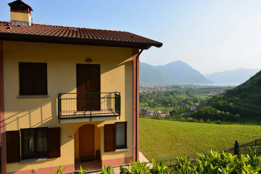 Holiday house terraced villa with large garden - Image 1