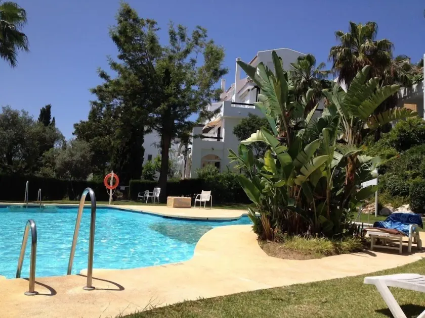 DUPLEX 2-2 URB ALBAMAR GARDEN POOLS SEA VIEW RIVIERA DEL SOL MIJAFLORES - Image 1