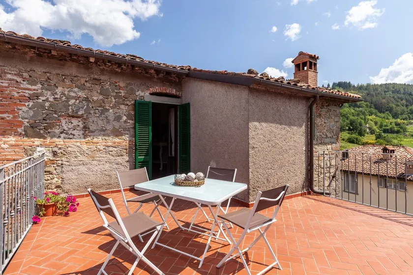 Casa vacanze \"Dolce Far Niente\" con vista sulle montagne, giardino e Wi-Fi - Image 1
