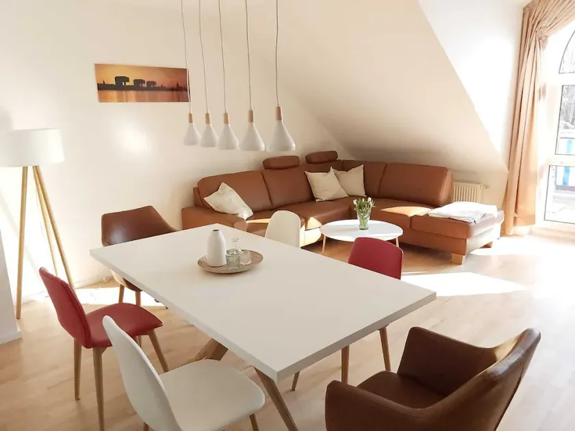 Tova Cologne - Image 1